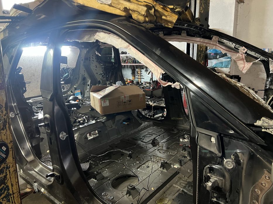 Карбон BMW IX Пройом поріг накладка четверть ландерон БМВ ІХ
