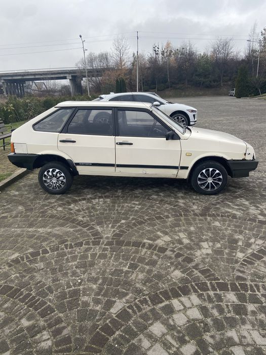 ВАЗ 2109 1993 рік