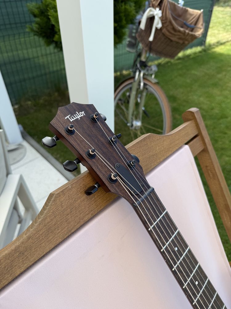 Gitara akustyczna Taylor 17e-SB