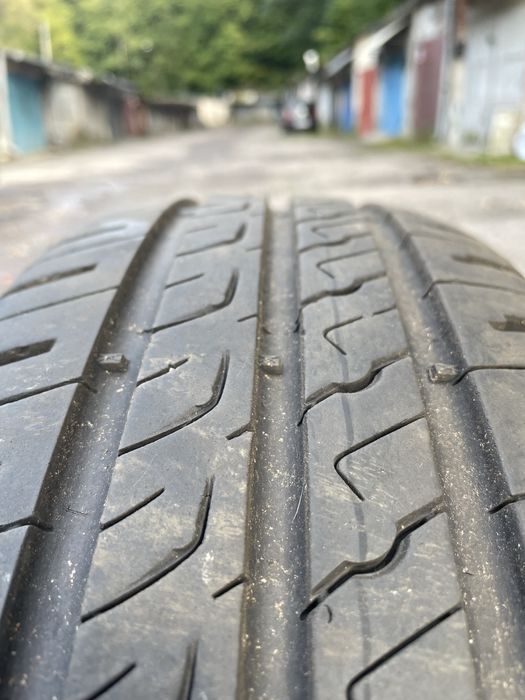 Продам шини літні 195/65 r15  Barum Bravuris 5 HM кінець 2021 року