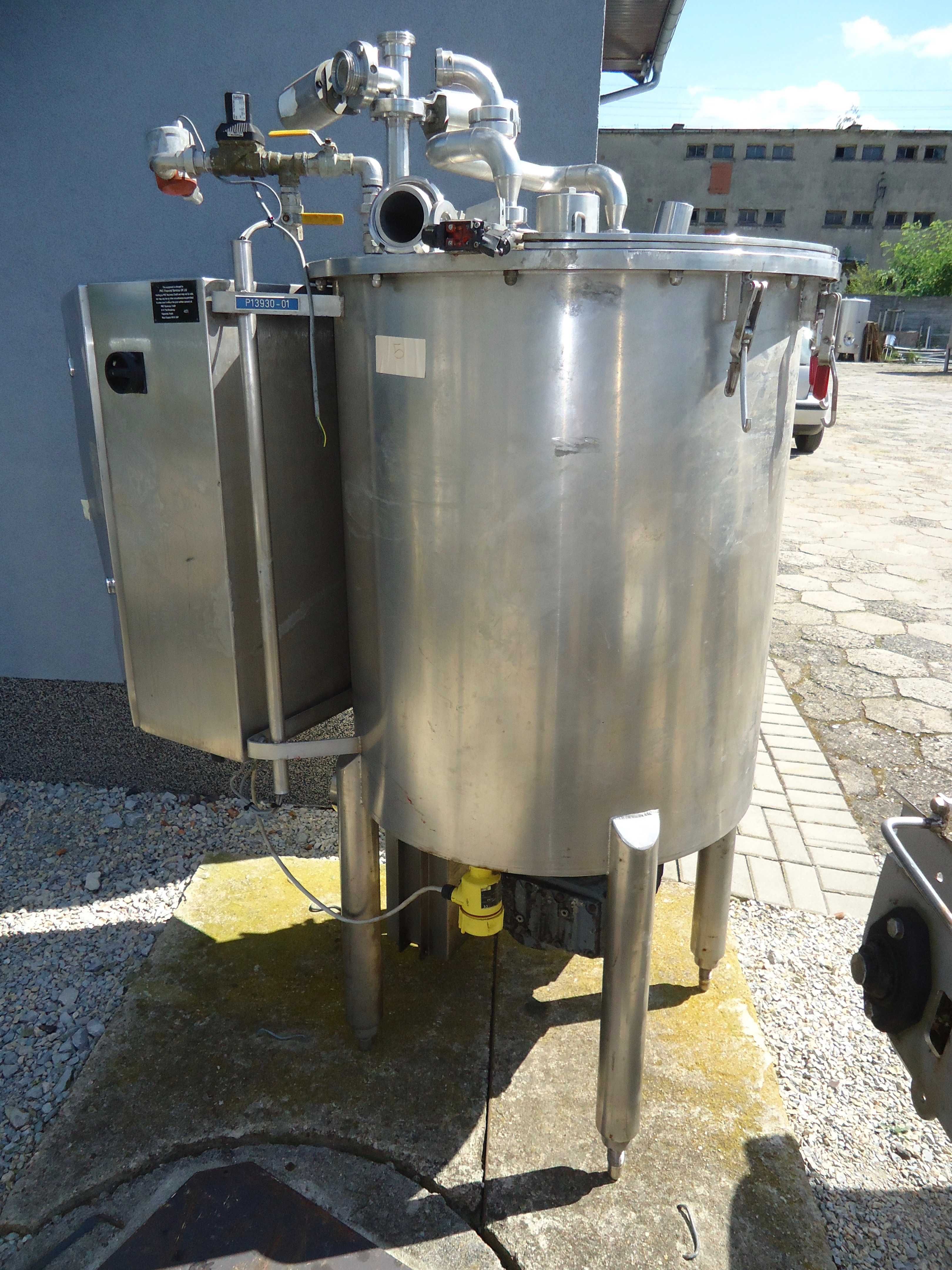 Zbiornik nierdzewny 400L stojący z mieszadłem ramowym zgarniającym ko