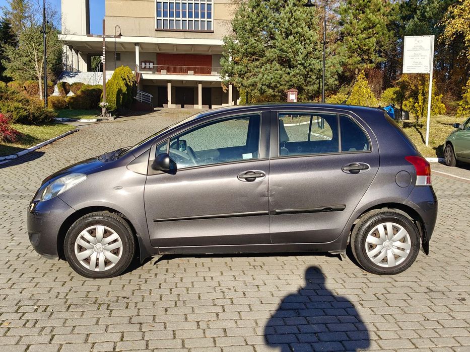 Toyota Yaris 1.3 VVT-i 69KM * Klima * Elektryka * Okazja!!