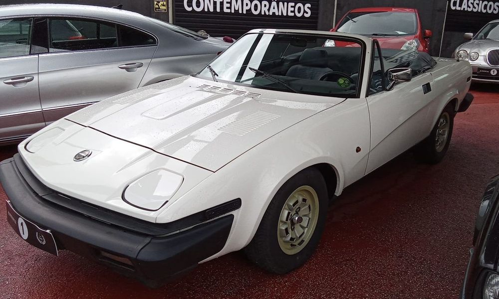 Triumph TR7