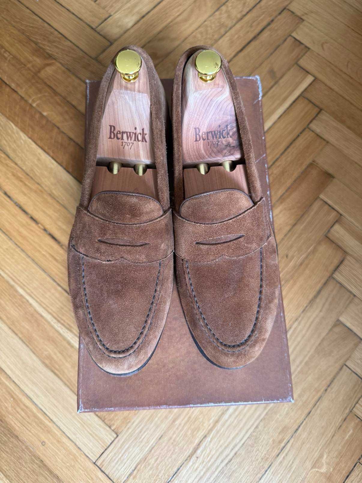 Loafersy marki Berwick 1707 r. r.7 wraz z prawidłami