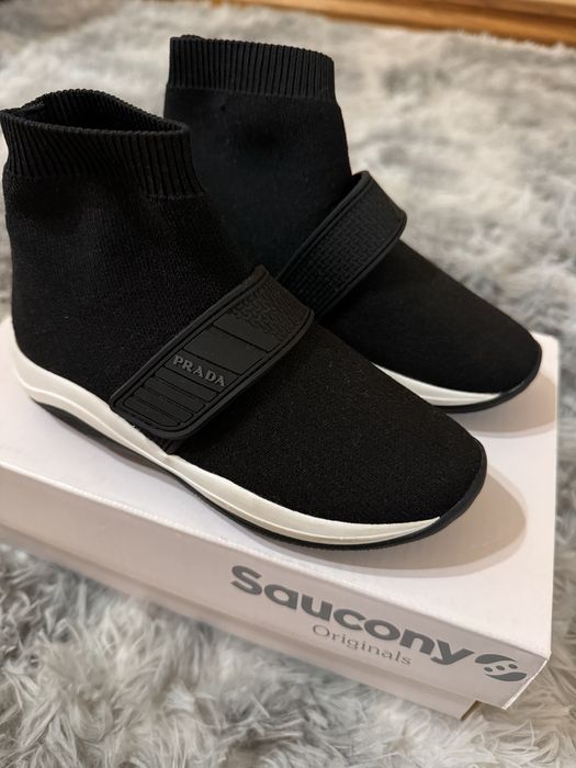 Prada дитячі