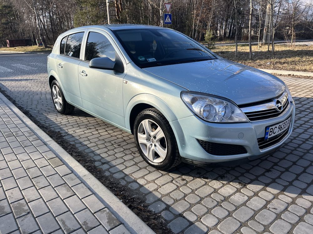 Opel Astra,2009,1,6,АКП