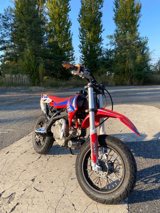 Motocykl RXF50 w automacie