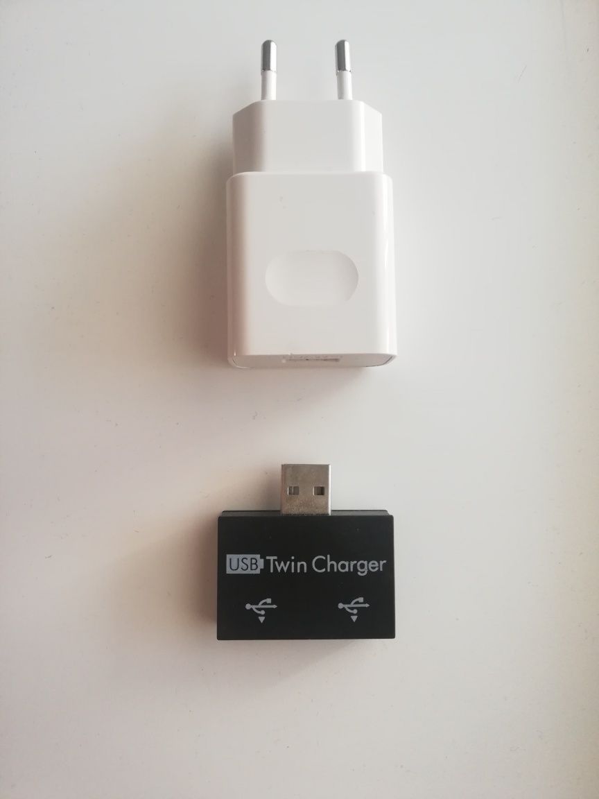 Ficha dupla para carregador USB