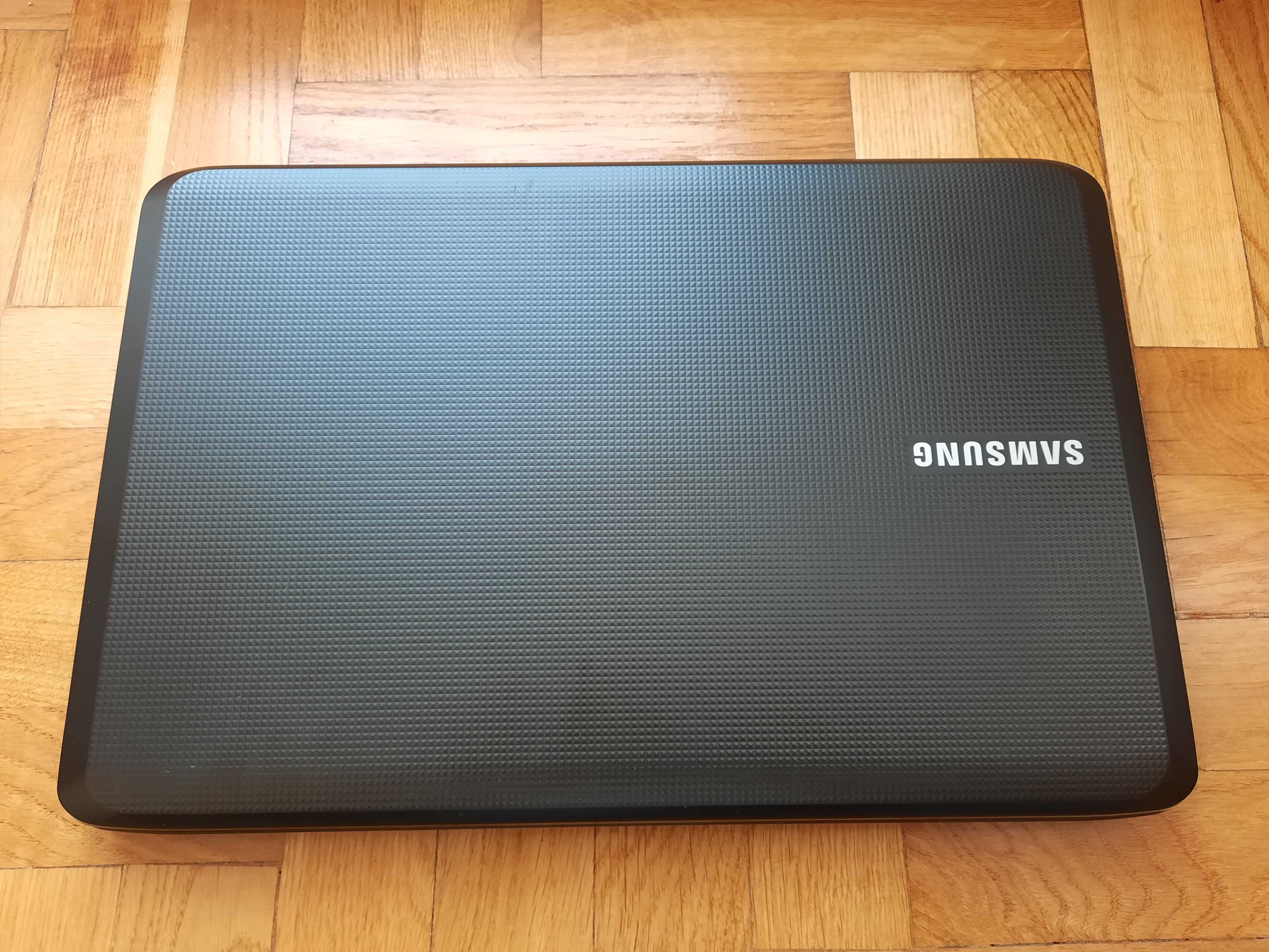 Laptop Samsung R530 T4500 2,3 Ghz, 4GB, HDD 500GB GWARANCJA, Rozbudowa