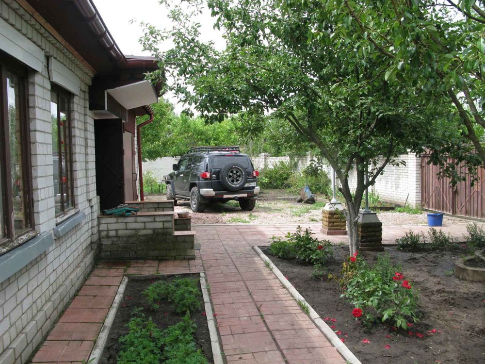 Продам! Гарний будинок в Броварському р-ні