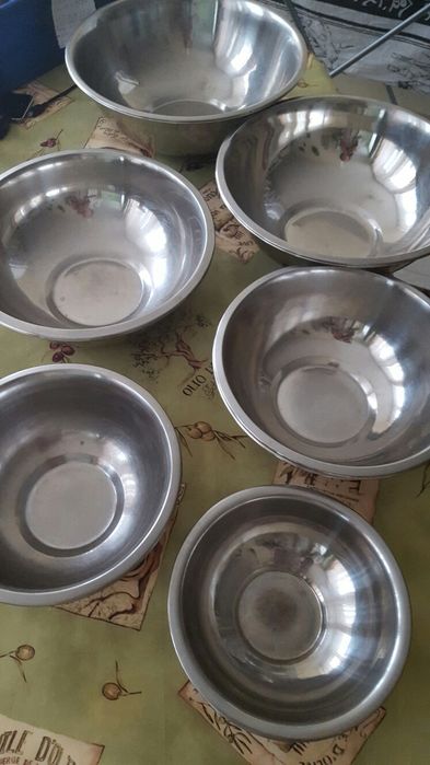 Железные кухонные миски в количестве 6 штук разного обьема