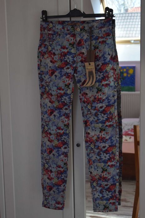 spodnie dziewczęce pull&bear ok 164/170