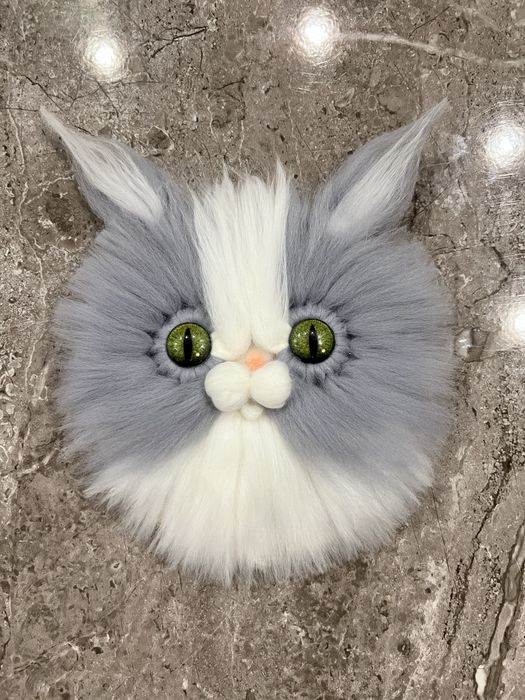 Kot z wełny czesankowej makrama