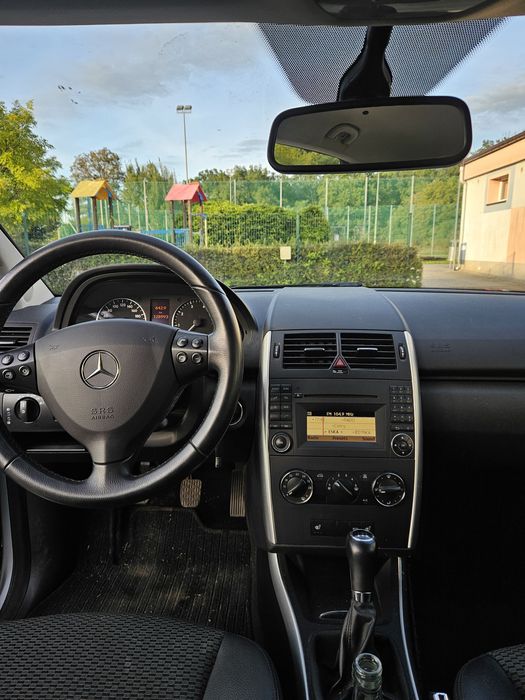 Mercedes Benz A klasa 1.7 benzyna 2011