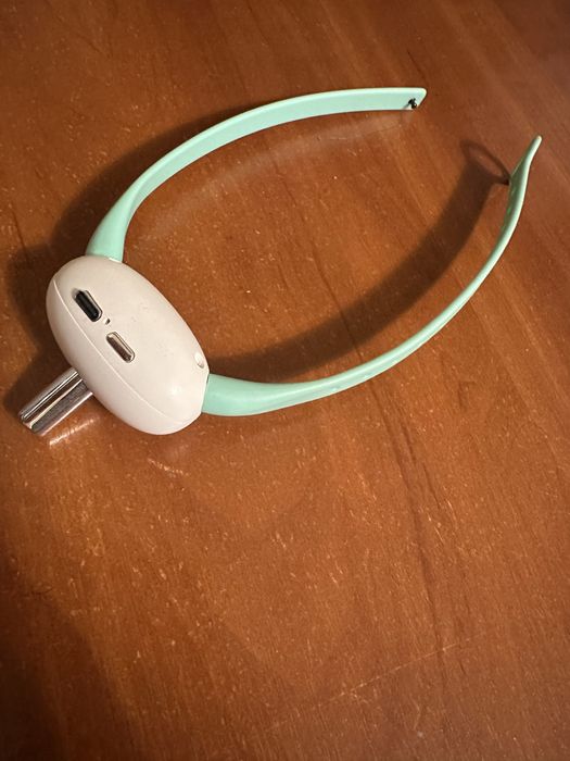 Розумний лазерний котячий нашийник