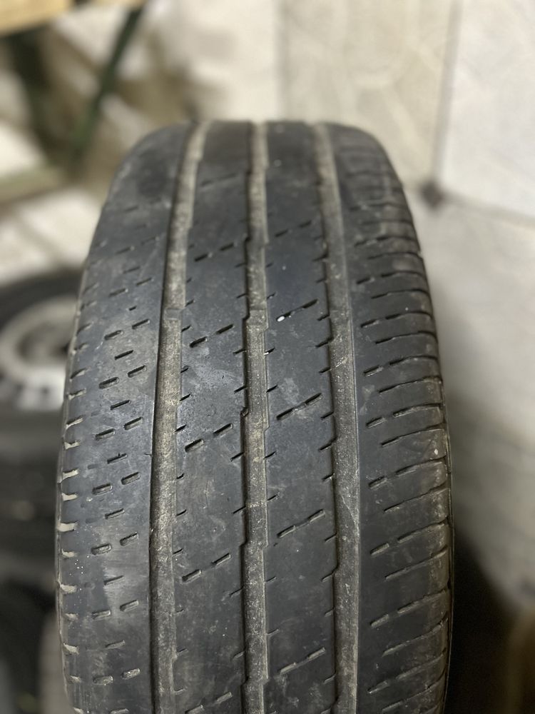 235/65 R16 C Continental з дисками