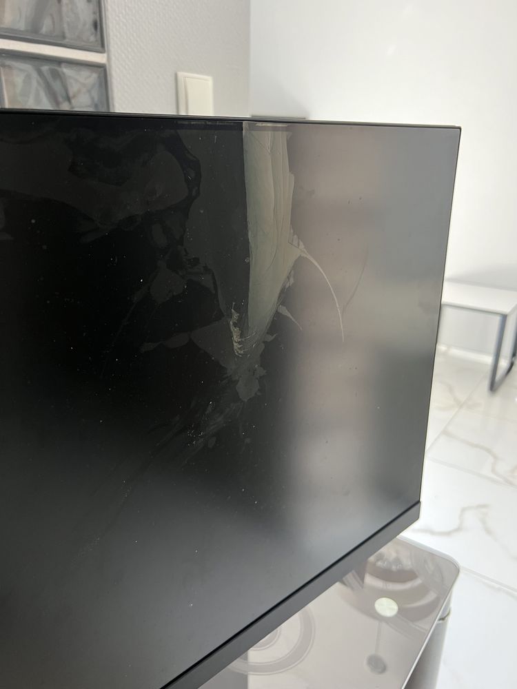 Monitor LG UltraGear 32GN550-B uszkodzony