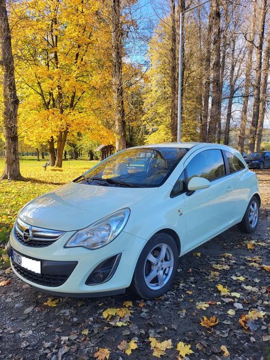 Opel Corsa bogate wyposażenie, jeden właściciel od 7 lat, dokumentacja serwisu