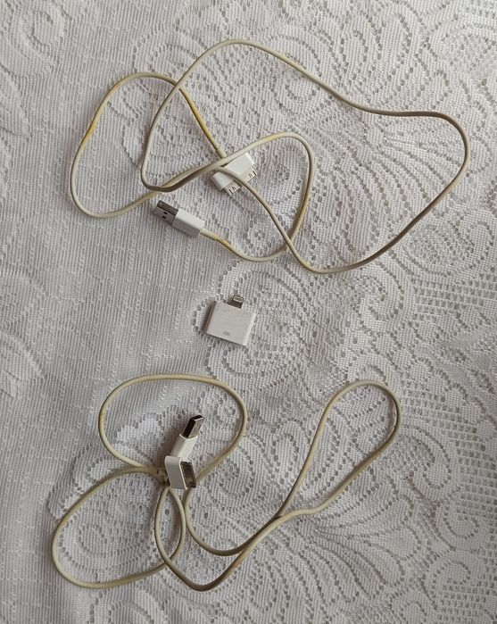 Кабель і  адаптер Apple 30-контактний