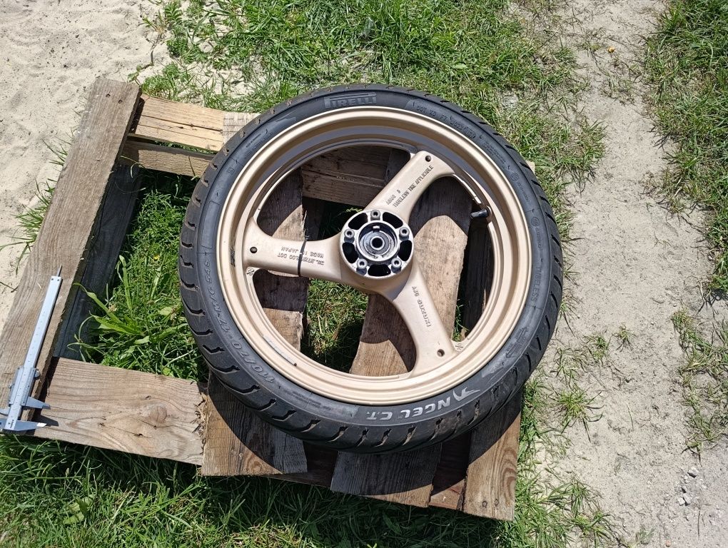 Opona przód przednia tylna Suzuki Bandit 400 opona Pirelli 110 70 r 17