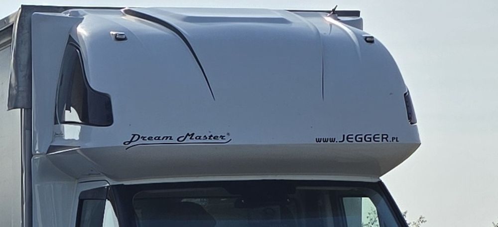 Kabina sypialna kurnik sypialka jegger z owiewkami iveco daily