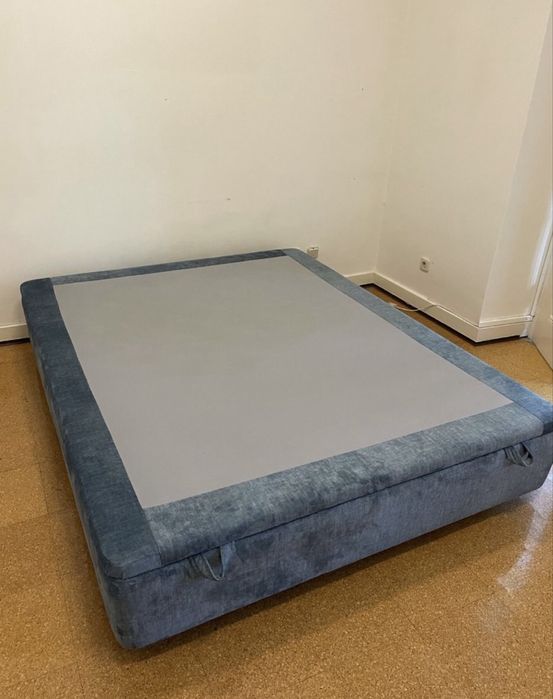 Cama de casal e cabeceira - Negociável