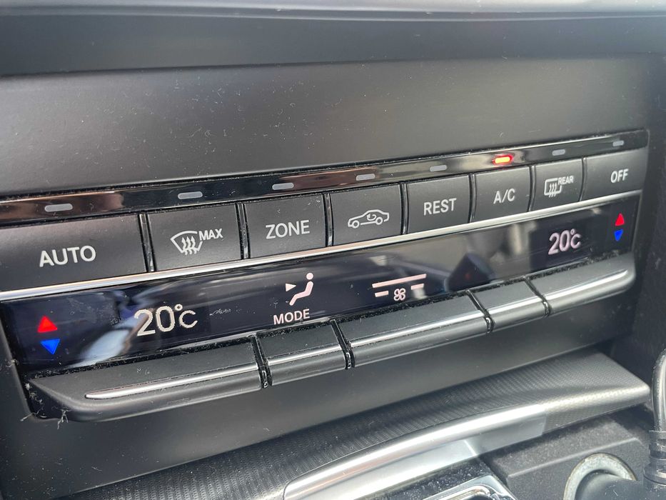 Mercedes-Benz E 300 Bluetec Hybrid Avantgarde (Carrinha)