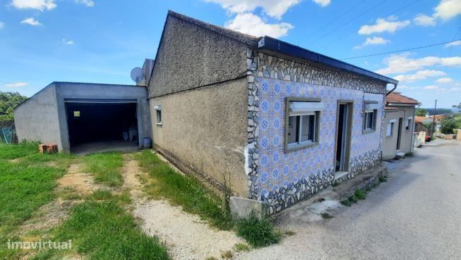 Moradia T3 com 2 Garagens, Terreno e Vista Panorâmica na zona de Br...