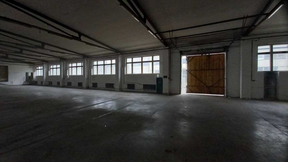 Теплий склад 1100 квм. чекає на ваш бізнес!