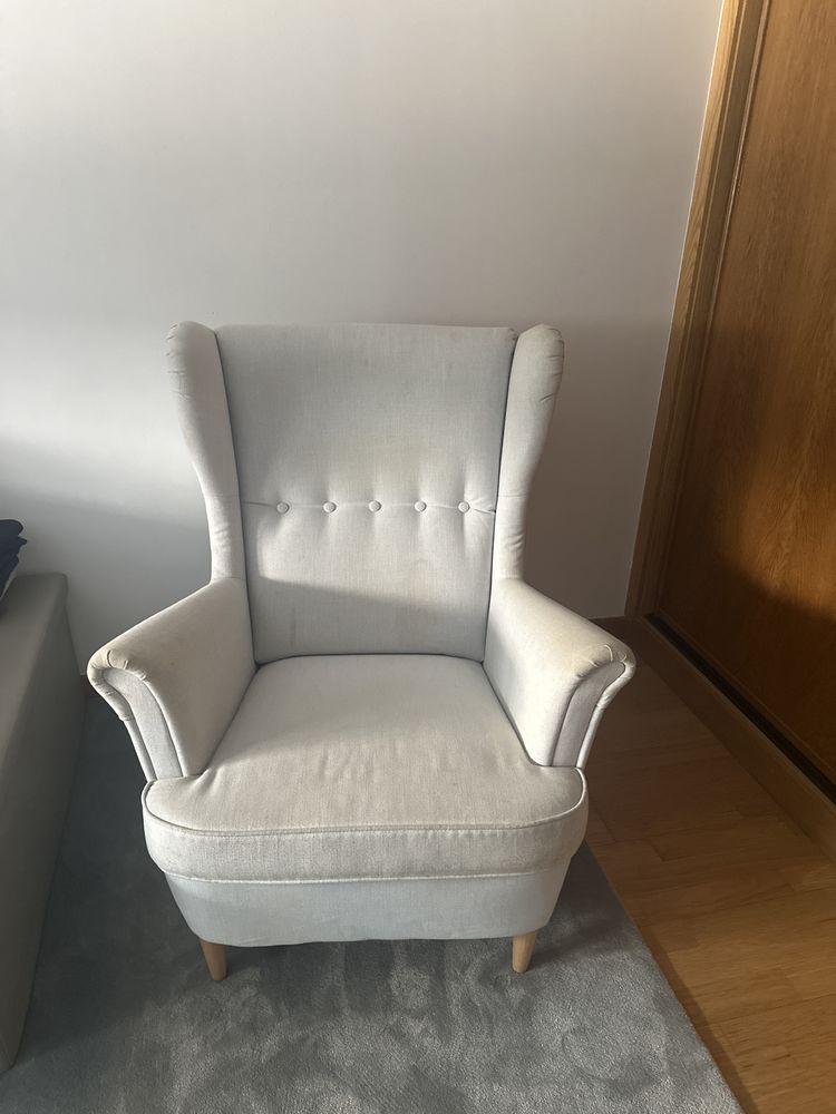Cadeirao cinza Ikea