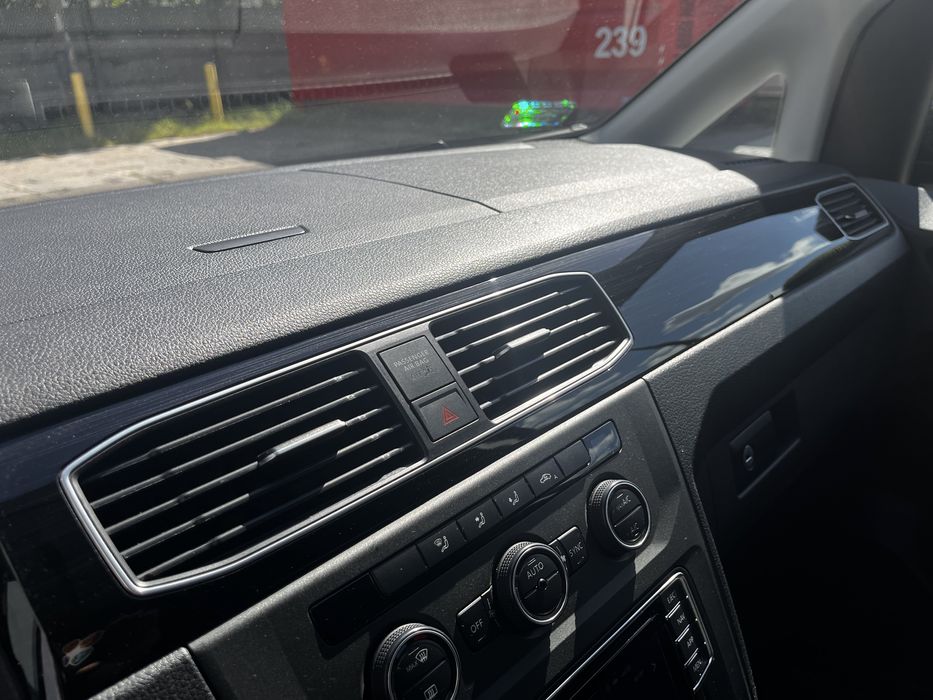 Volkswagen Caddy VW 2018 2.0 TDI 150km Czarny bogato wyposażony FV VAT