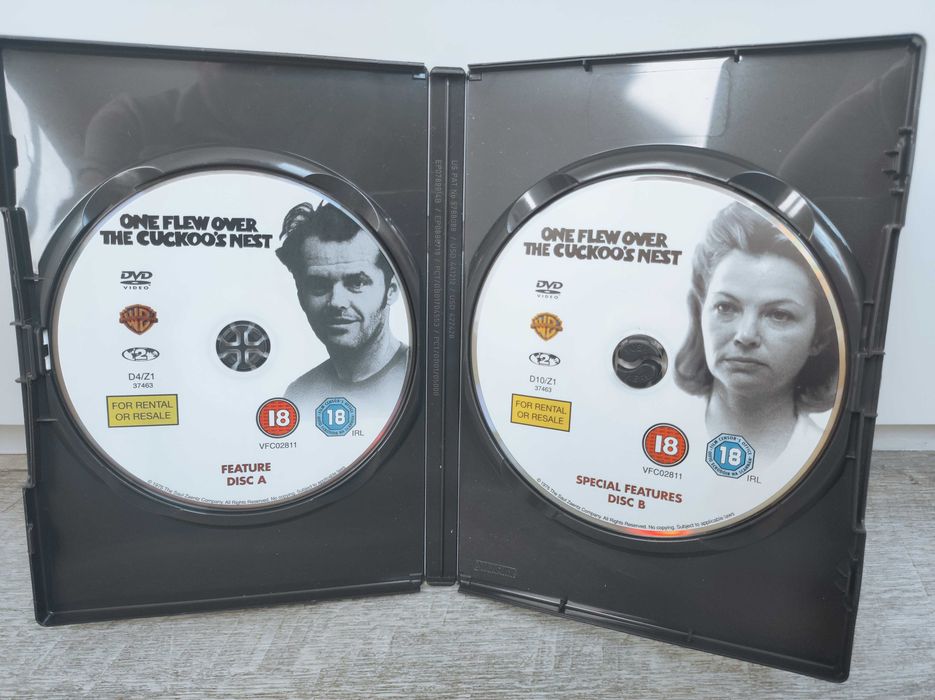 "One Flew Over the Cuckoo's Nest" Voando Sobre Um Ninho de Cucos