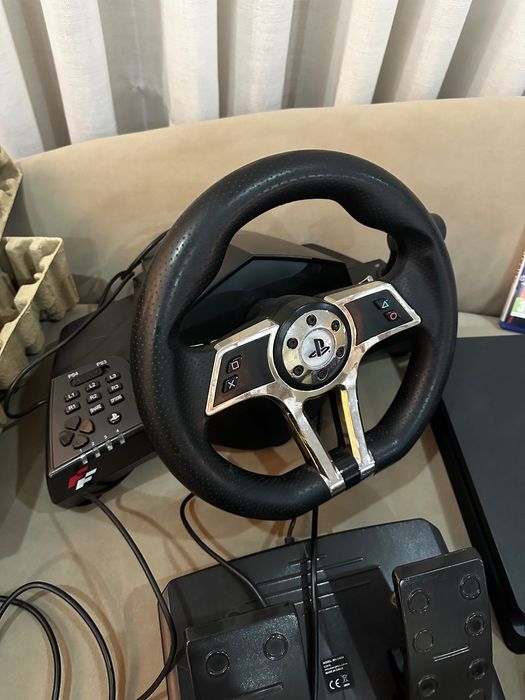 PlayStation 4 + volante