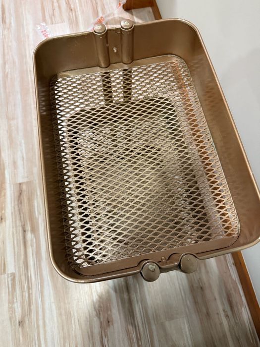 Carrinho IKEA dourado