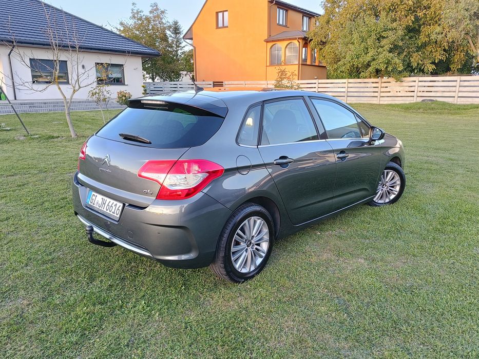 Citroen C4_2011r_130tys przebiegu_1.4 benzyna_KLIMATRONIK_alufelgi