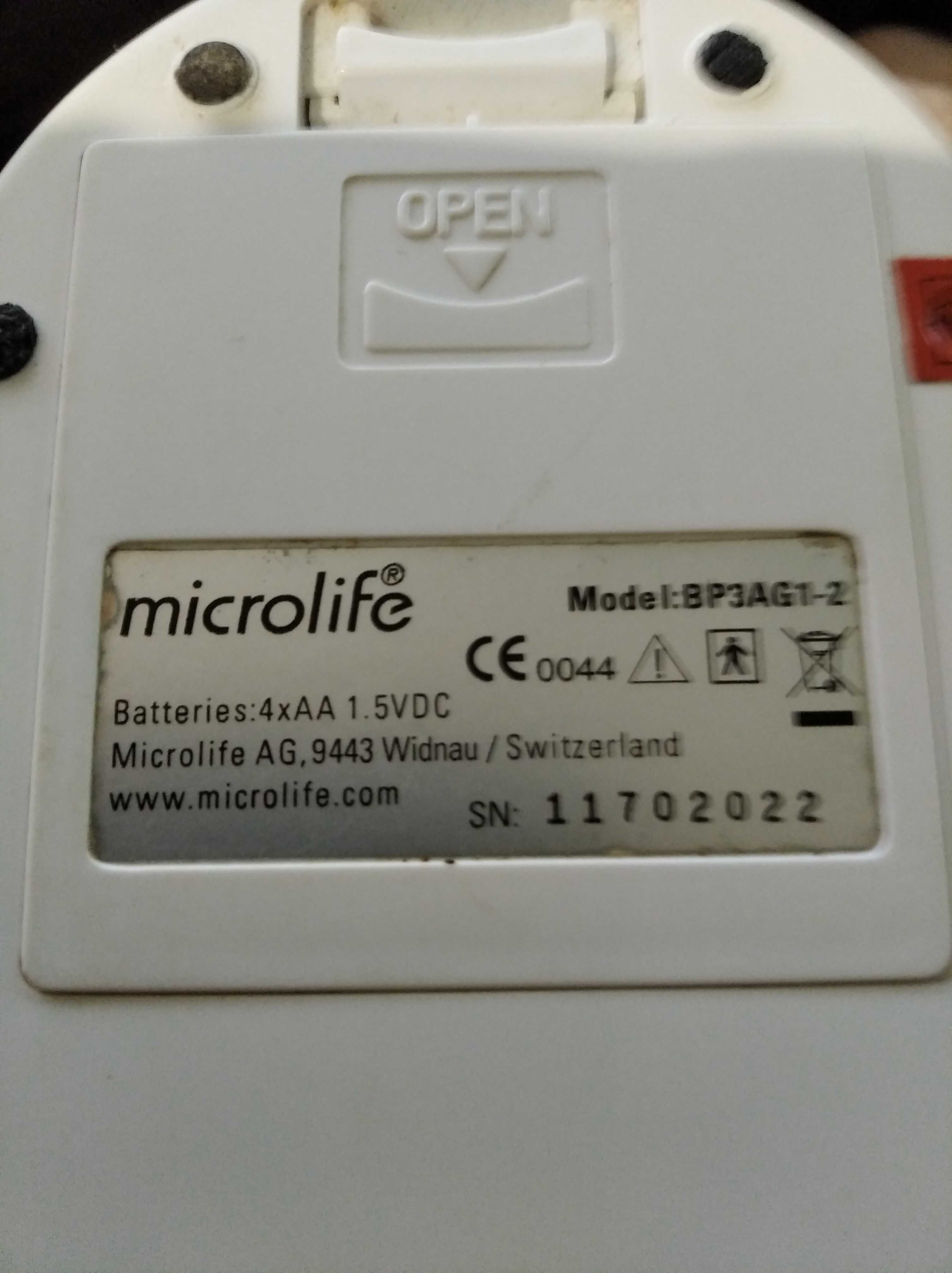 Автоматический тонометр  microlife BP 3AG1 (Швейцария).
