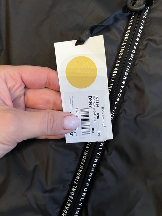 Kurtka wiosenna DKNY rozm 4 lata