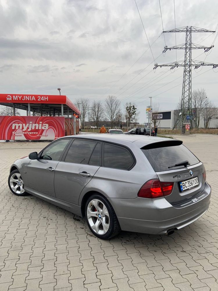 Продам BMW e91 2009 рік