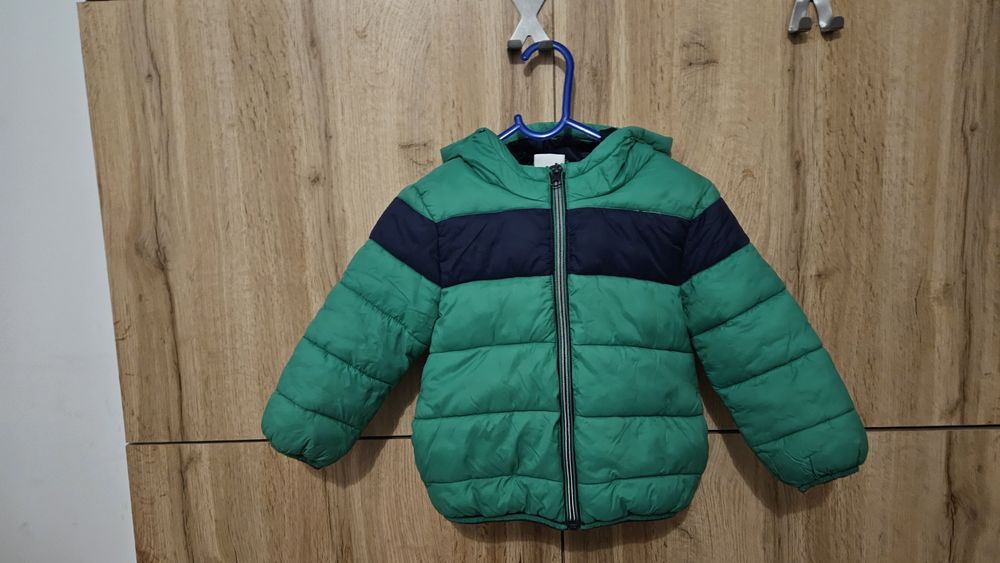 Kurtka zimowa chlopieca zielona gruba 80-86 F&F stan bardzo dobry