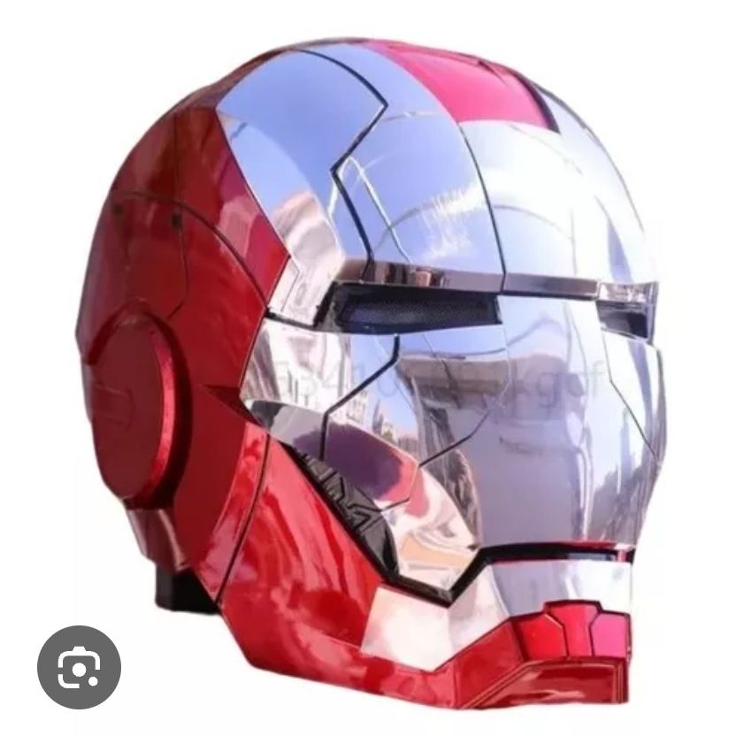 Dois Capacetes Iron Man um deles eletrónico com comando de voz