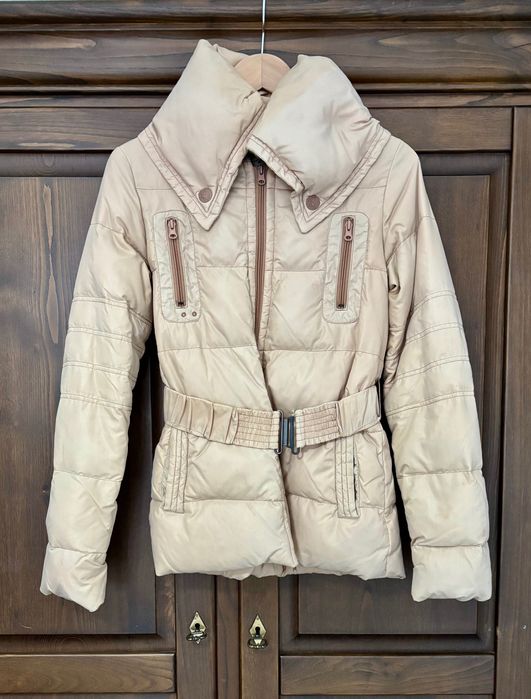 Quispo acolchoado bege Pull & Bear