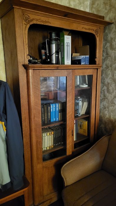 Шкаф из прошлого. Самовывоз.