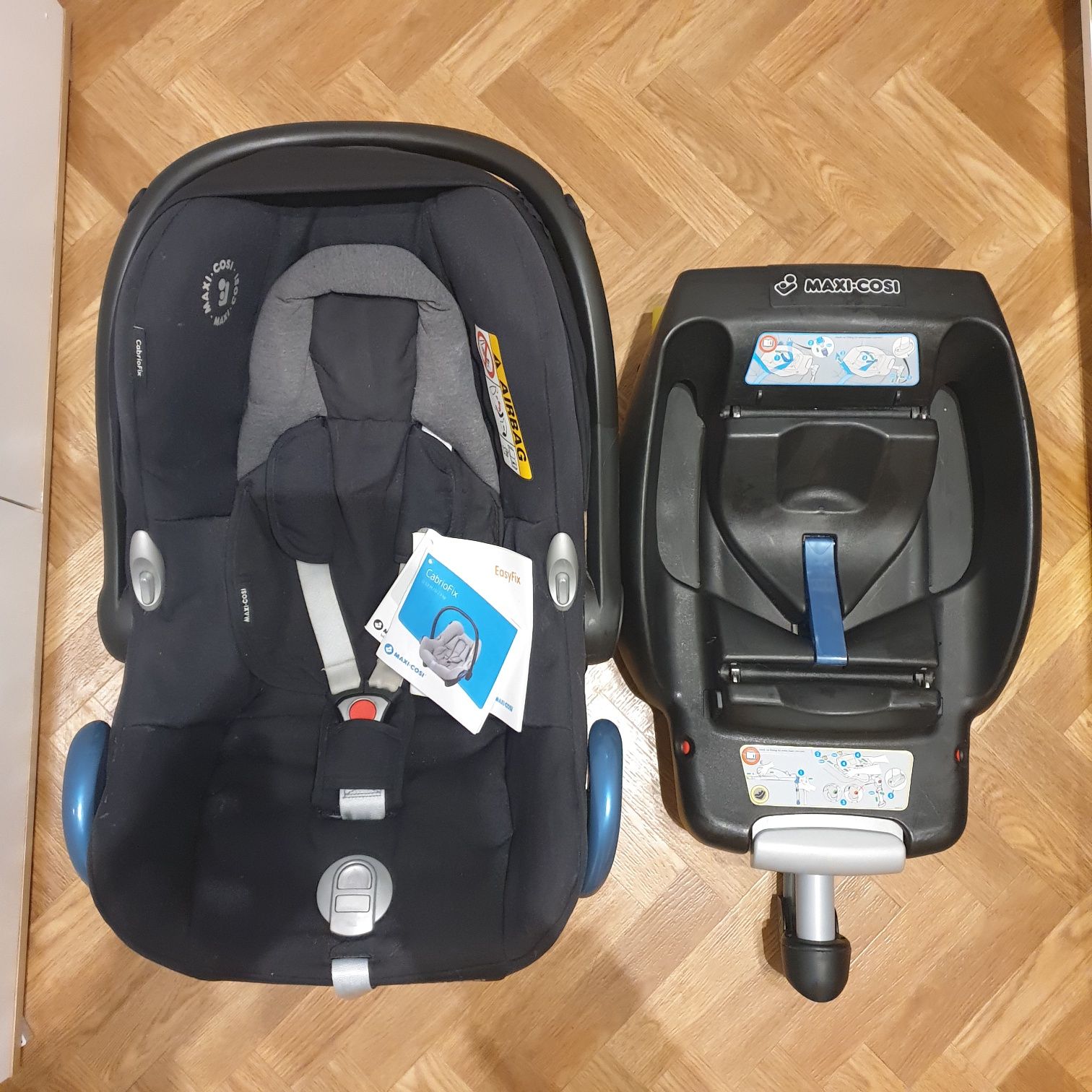 Fotelik Maxi Cosi Cabrio fix z bazą isofix