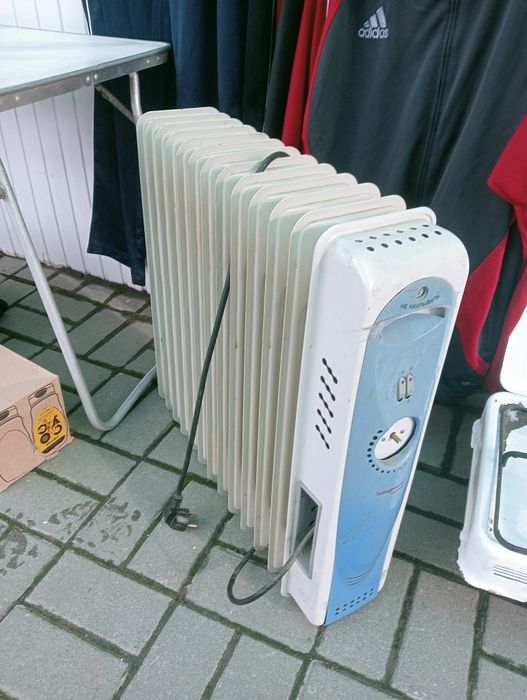 Масляная батарея на 12 секций,электро б/у