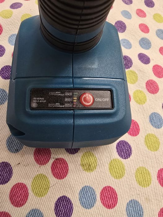 Rebitadora ONEVAN a Bateria C/ 2 Baterias
