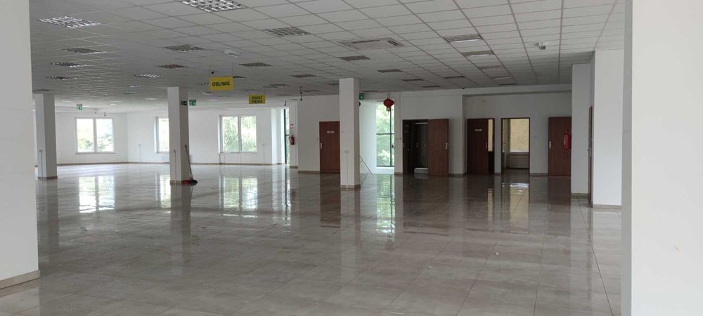 Lokal 700m2 do wynajęcia w Centrum Połańca