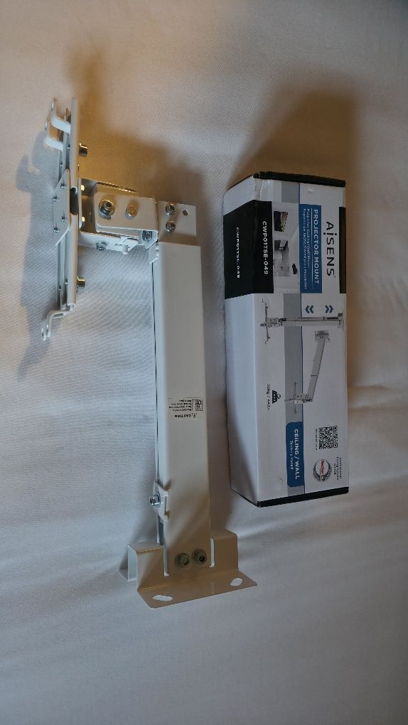 Projector Mount / Suporte Projector