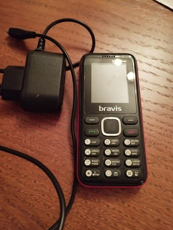 Кнопочный телефон Бравис