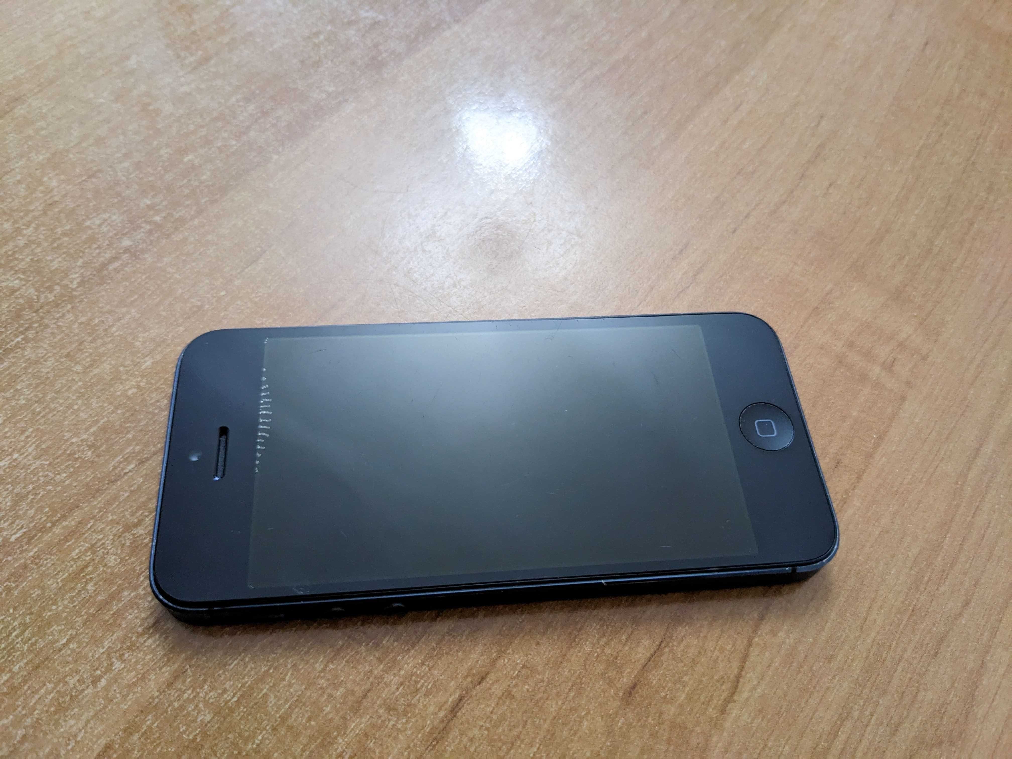 Смартфон Apple iPhone 5 A1429 16GB