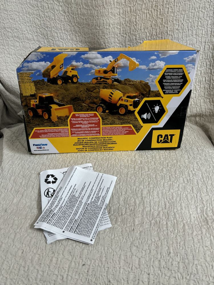 Cat Toys Brinquedos camião betoneira com luz e som
